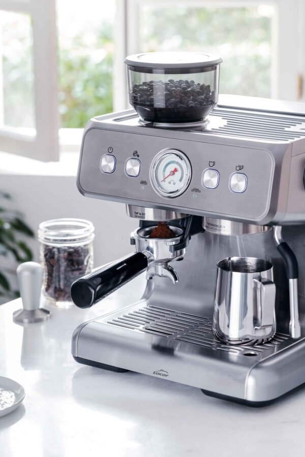 cafetera con molinillo cafetera con molinillo
